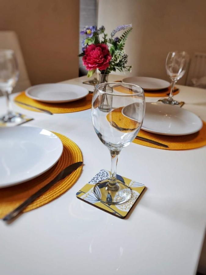 Kenrick Street Great House Available For Guests And Contractors Parking And Wifi Villa Nottingham Dış mekan fotoğraf